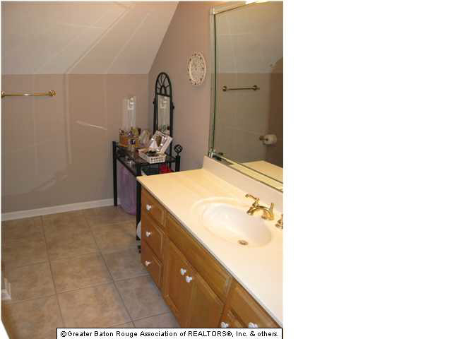1709 Fox Croft Boulevard Baton Rouge, LA 70815 - Photo 16 of 18 Gallery Image 16