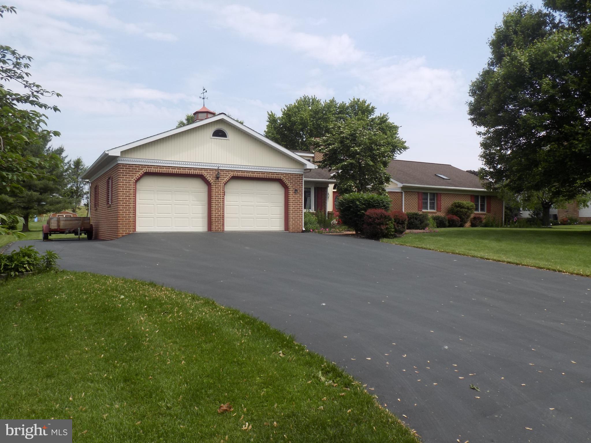 109 Race Street Lititz, PA 17543 - Photo 2 of 27