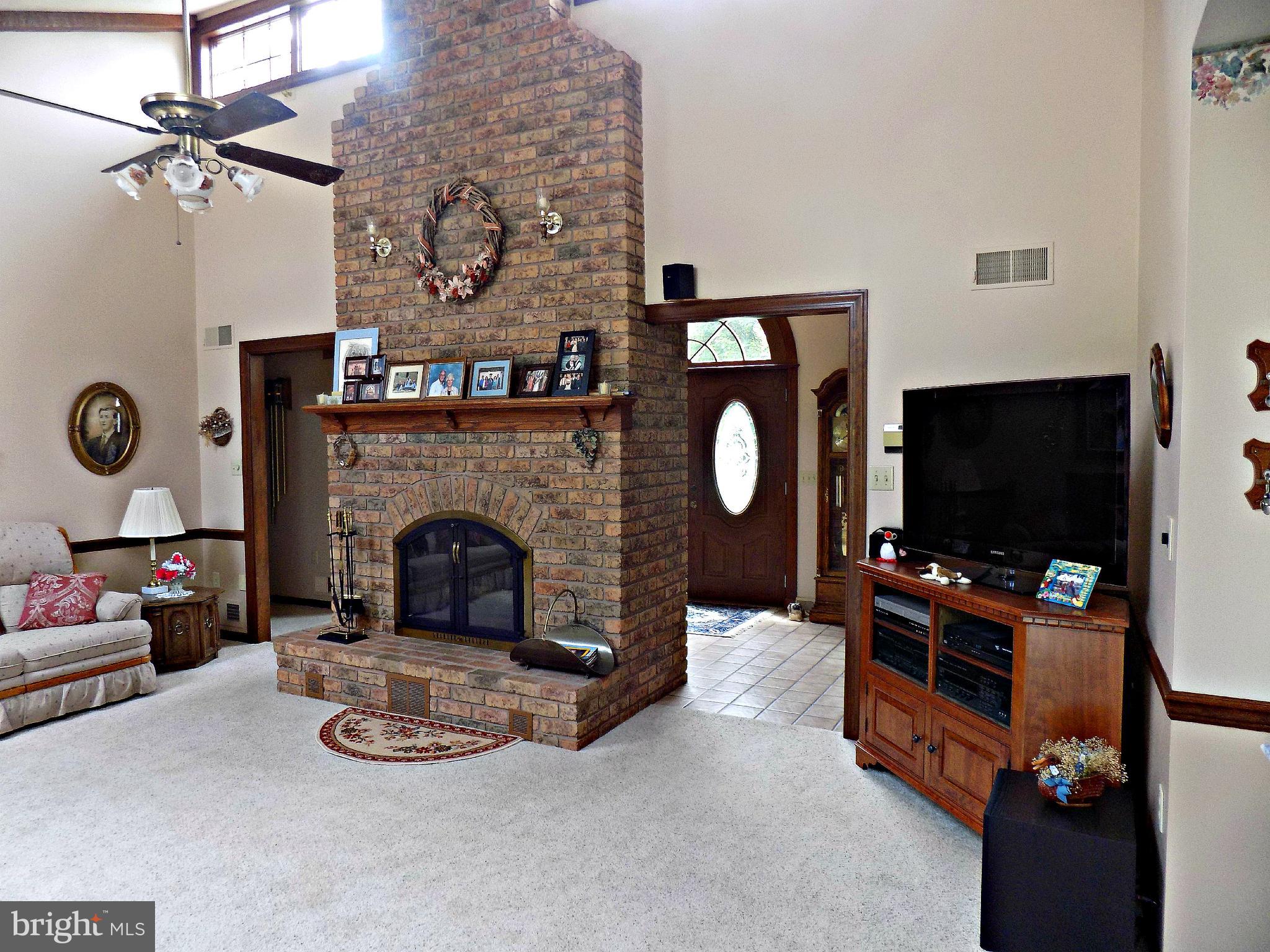 109 Race Street Lititz, PA 17543 - Photo 5 of 27