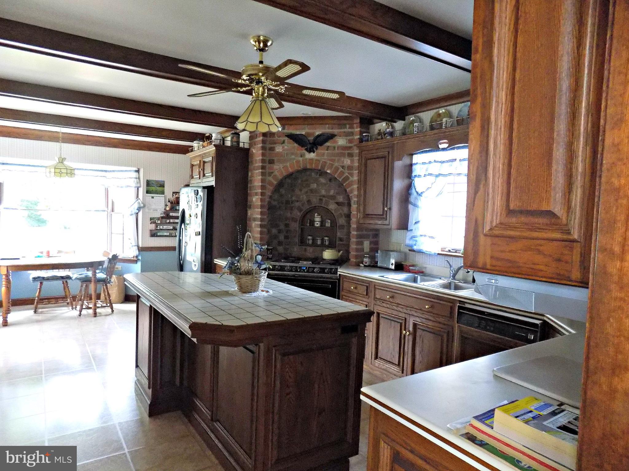 109 Race Street Lititz, PA 17543 - Photo 7 of 27