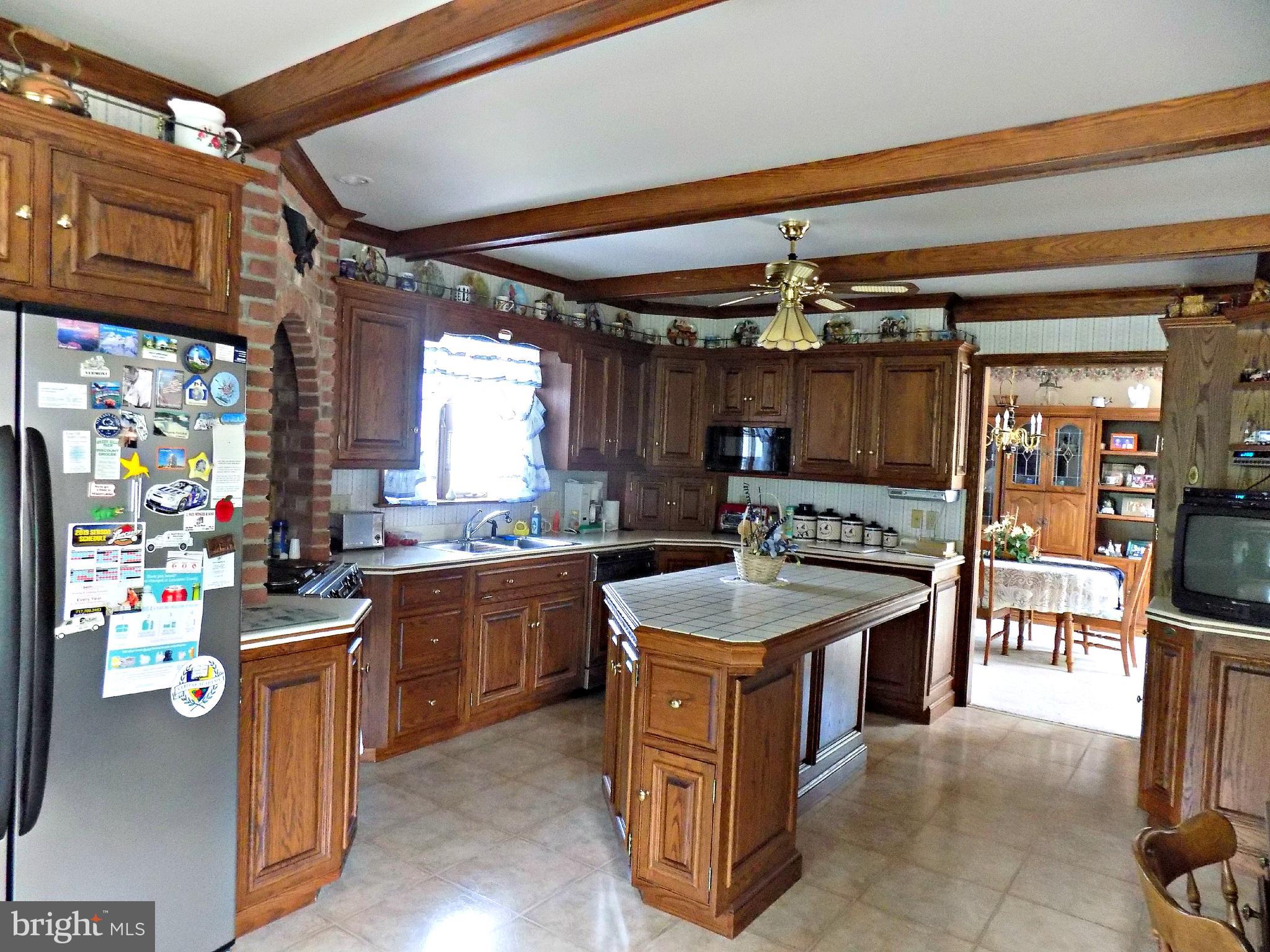 109 Race Street Lititz, PA 17543 - Photo 8 of 27