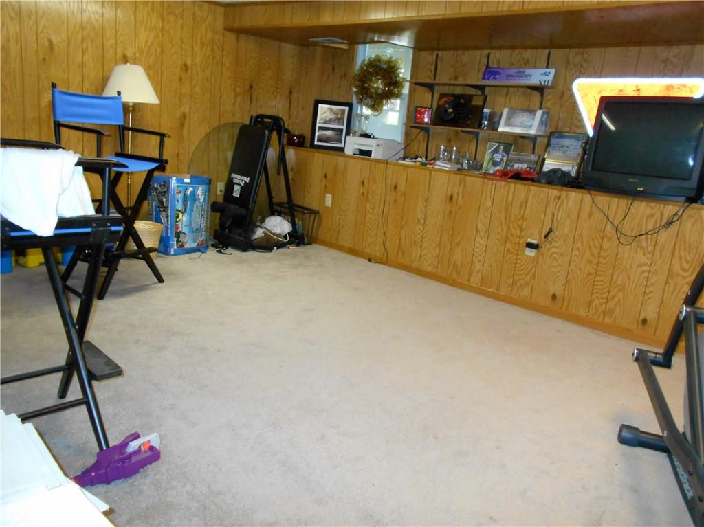 2307 Graceland Road New Castle, PA 16105 - Photo 11 of 11 Gallery Image 11