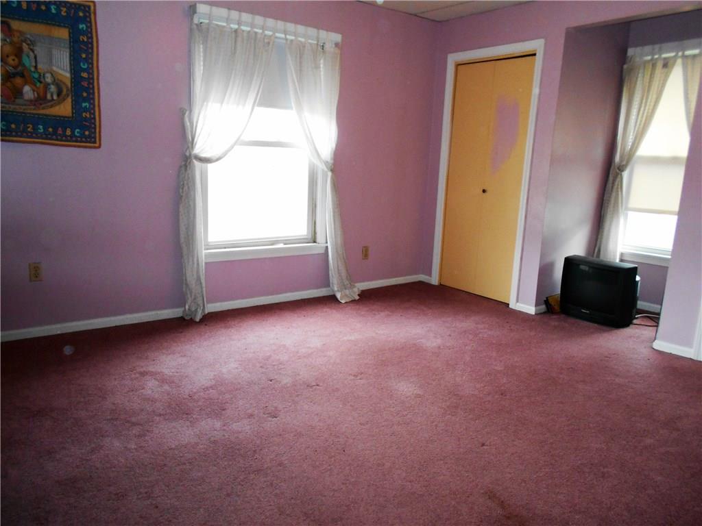 2307 Graceland Road New Castle, PA 16105 - Photo 9 of 11 Gallery Image 9