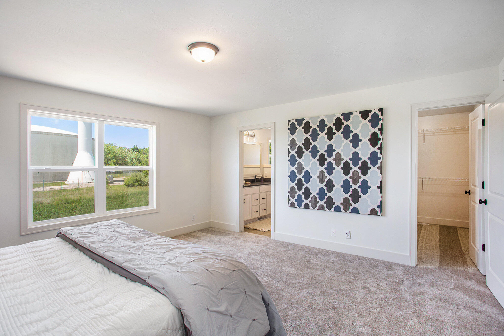 8355 Bauer Rdg Avenue Jenison, MI 49428 - Photo 23 of 25 Owners Suite