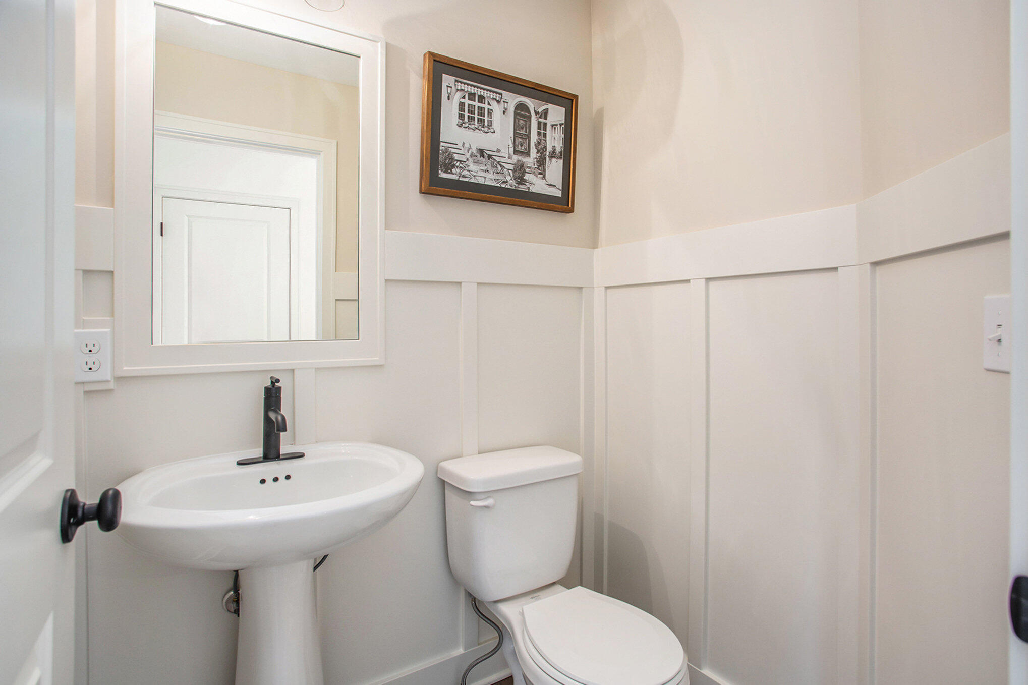 8355 Bauer Rdg Avenue Jenison, MI 49428 - Photo 10 of 25 Powder Bath