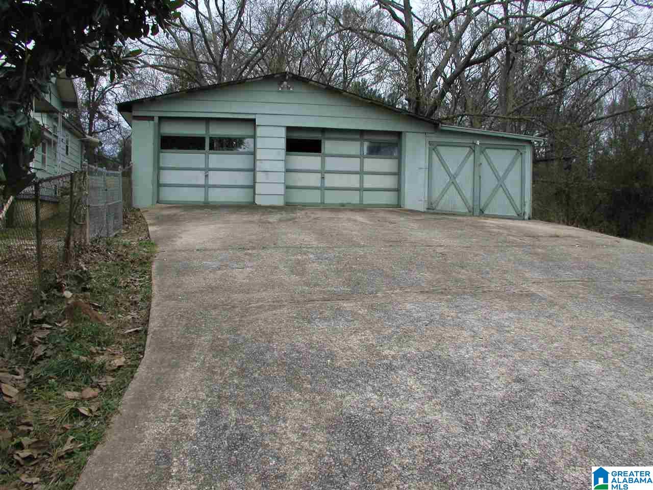 810 North Ledbetter Street Anniston, AL 36201 - Photo 2 of 10