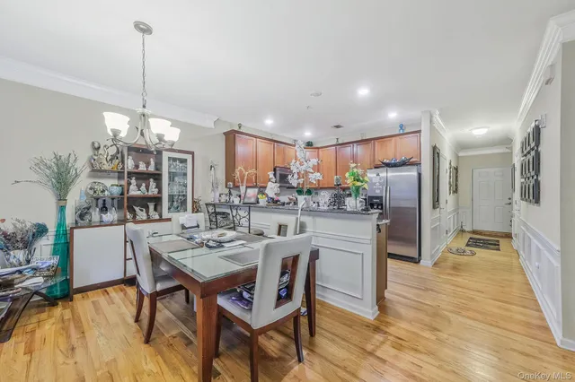 $535,000 | 119 Wildwood Circle, Holtsville, NY 11742