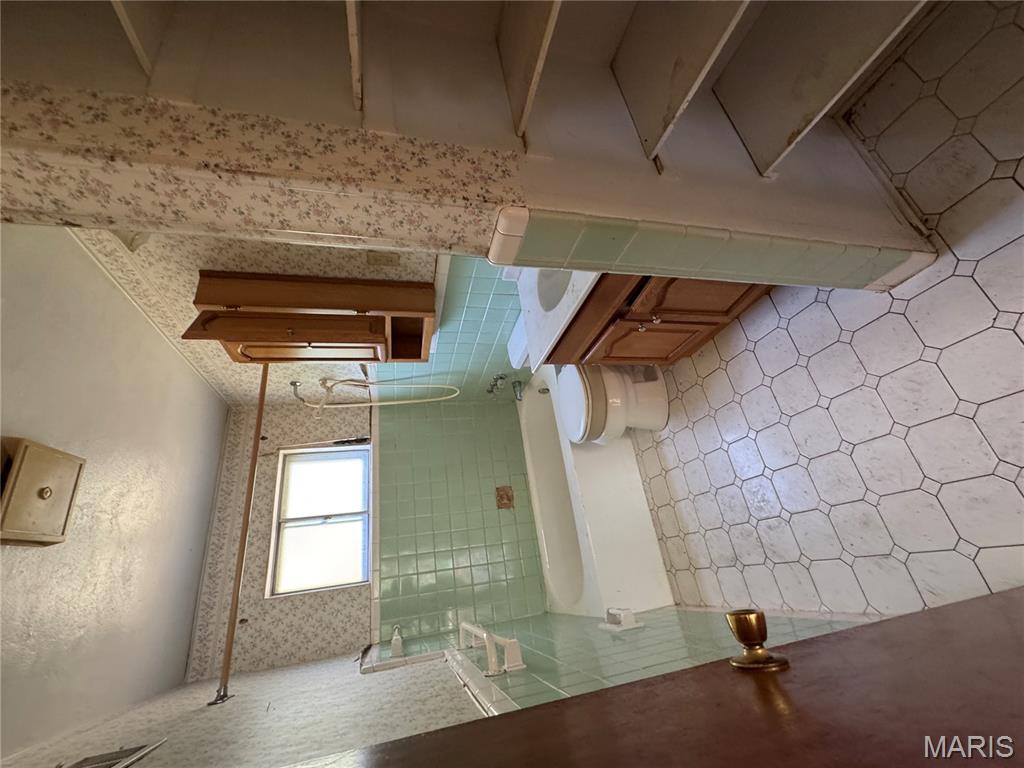 2087 Chambers Road St. Louis, MO 63136 - Photo 12 of 15