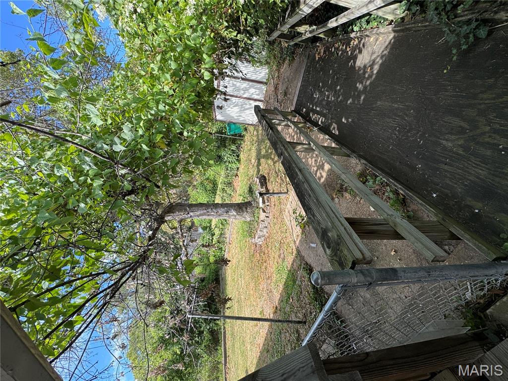 2087 Chambers Road St. Louis, MO 63136 - Photo 4 of 15