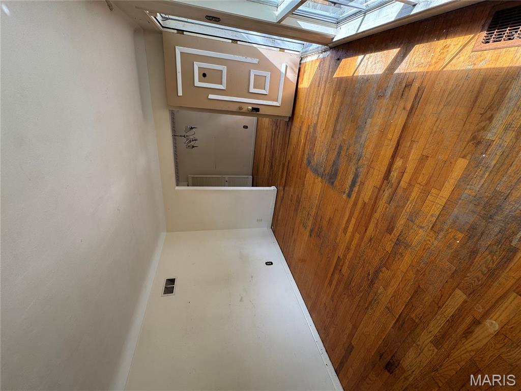 2087 Chambers Road St. Louis, MO 63136 - Photo 7 of 15