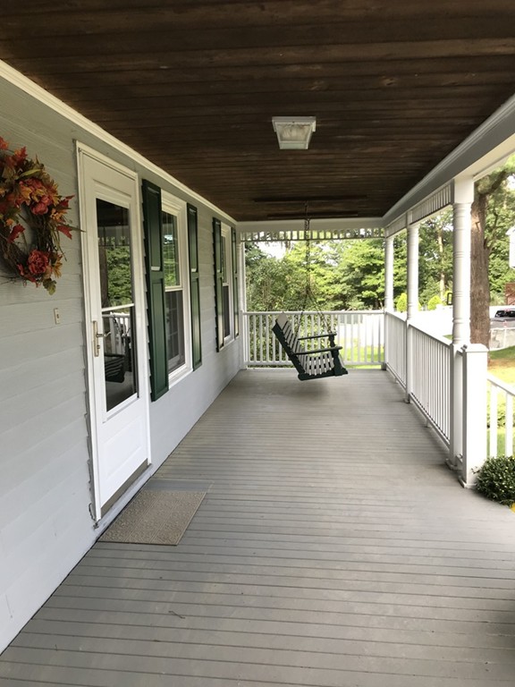 4 Wentworth Road Peabody, MA 01960 - Photo 3 of 12