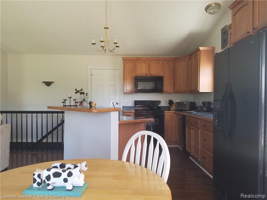 4843 Fisher Road Howell, MI 48855 - Photo 9 of 47 20160518_120348.jpg