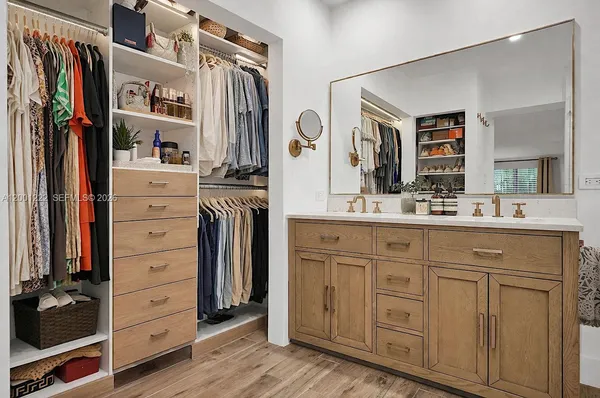 $8,000 | 2311 Southwest 9th Avenue, Miami, FL 33129