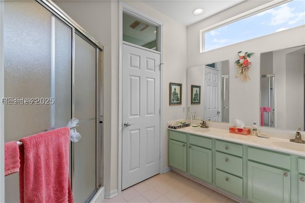 143 Colonel Thomas Heyward Road Okatie, SC 29909 - Photo 8 of 22 Master Ensuite