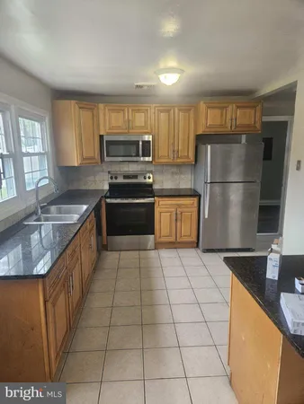$2,850 | 36 Newtown Lane, Willingboro, NJ 08046