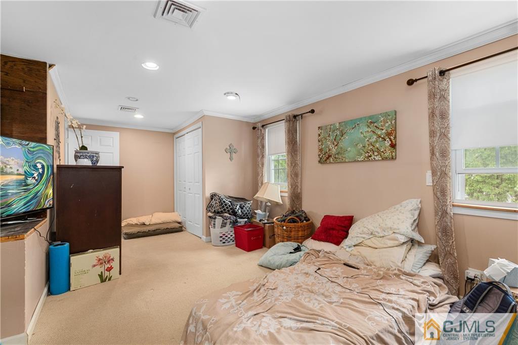 16 Rolling Road Middlesex, NJ 08846 - Photo 21 of 24 Gallery Image 21
