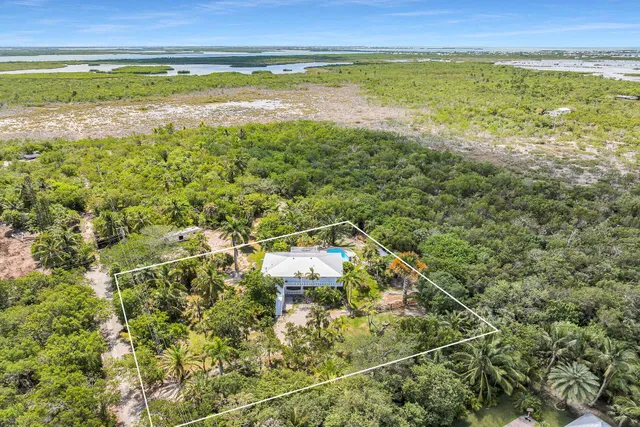 $1,150,000 | 21855 Spain Boulevard, Cudjoe, FL 33042