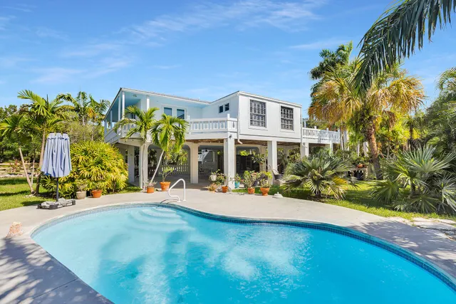 $1,150,000 | 21855 Spain Boulevard, Cudjoe, FL 33042