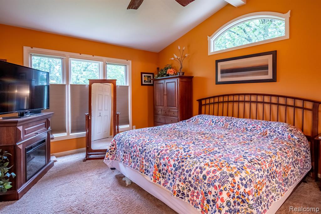 1285 Chaffer Drive Rochester Hills, MI 48306 - Photo 24 of 42 Gallery Image 24