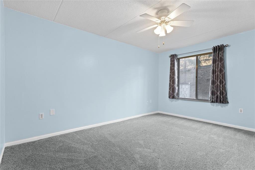 2160 Greentree Road, Unit 201W Pittsburgh, PA 15220 - Photo 14 of 25 Gallery Image 14