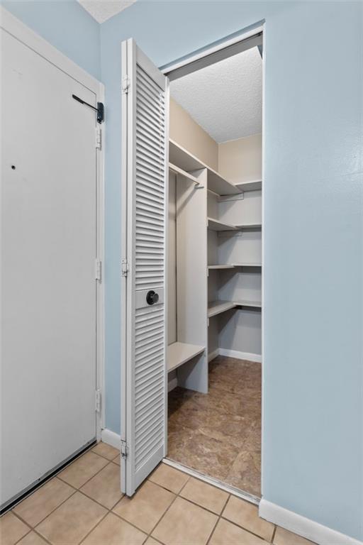 2160 Greentree Road, Unit 201W Pittsburgh, PA 15220 - Photo 18 of 25 Gallery Image 18