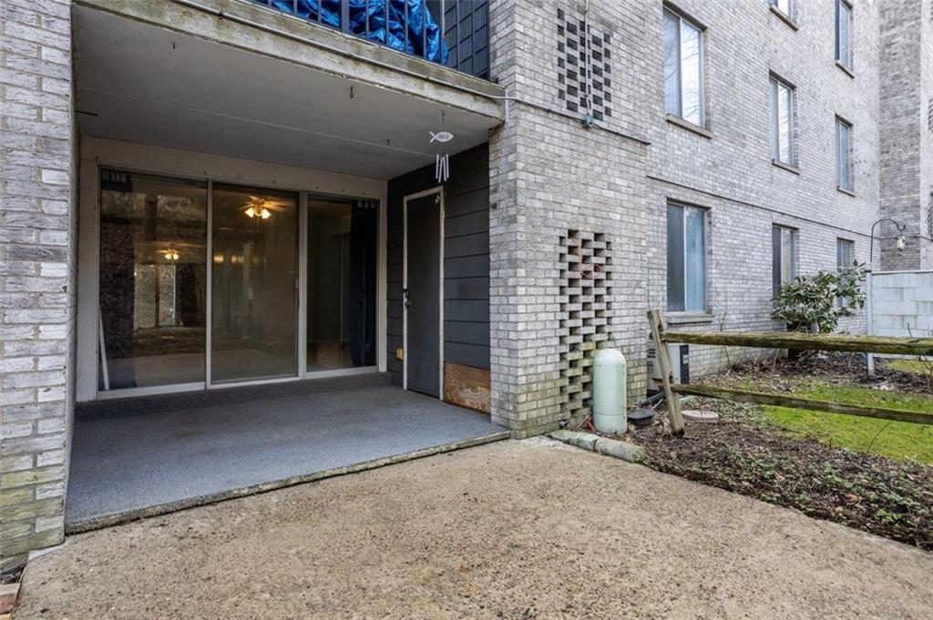 2160 Greentree Road, Unit 201W Pittsburgh, PA 15220 - Photo 20 of 25 Gallery Image 20
