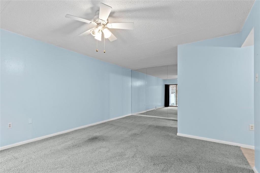 2160 Greentree Road, Unit 201W Pittsburgh, PA 15220 - Photo 7 of 25 Gallery Image 7