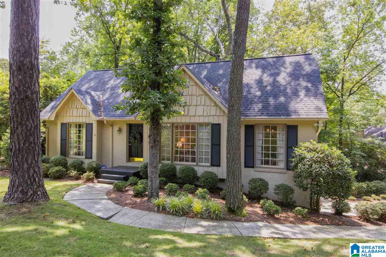 785 Dividing Ridge Drive Birmingham, AL 35244 - Photo 3 of 49