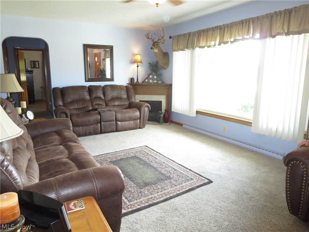 875 Pearlman Road Akron, OH 44319 - Photo 2 of 23