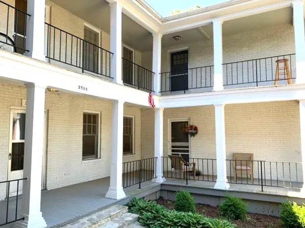 $1,050 | 2504 Longview Avenue Southwest, Unit 5, Roanoke, VA 24014
