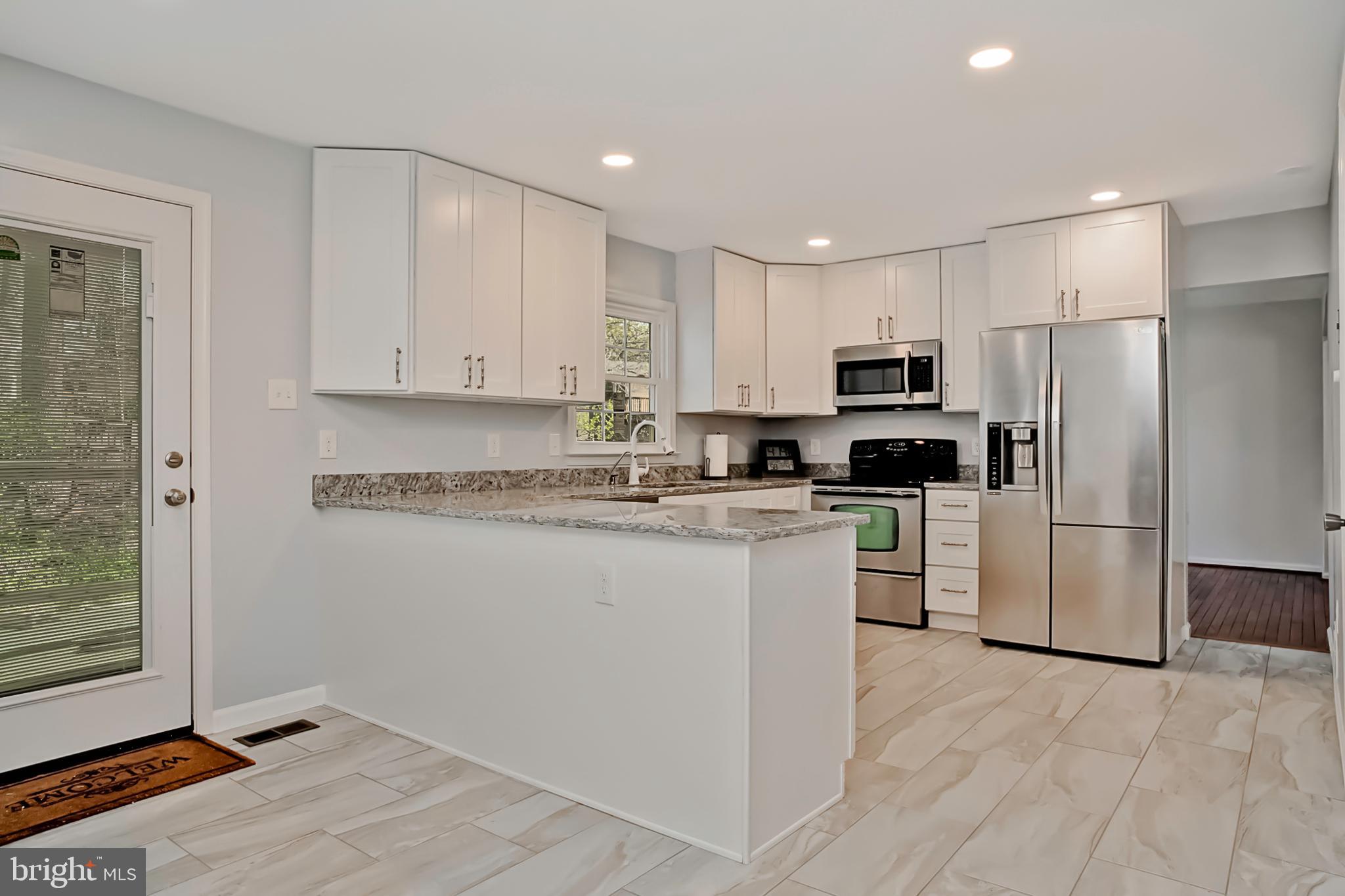 9131 Rockefeller Lane Springfield, VA 22153 - Photo 13 of 45 Kitchen