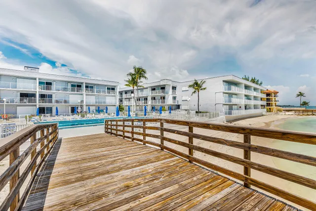 a view of an outdoor space