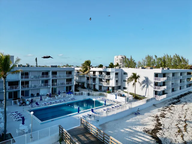 $520,000 | 201 East Ocean Drive, Unit 1311, Key Colony Beach, FL 33051
