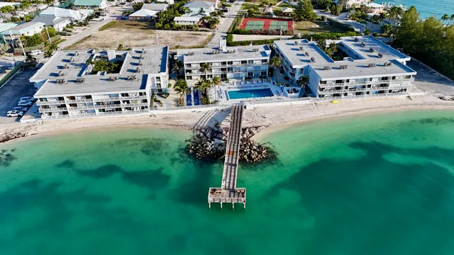 $520,000 | 201 East Ocean Drive, Unit 1311, Key Colony Beach, FL 33051