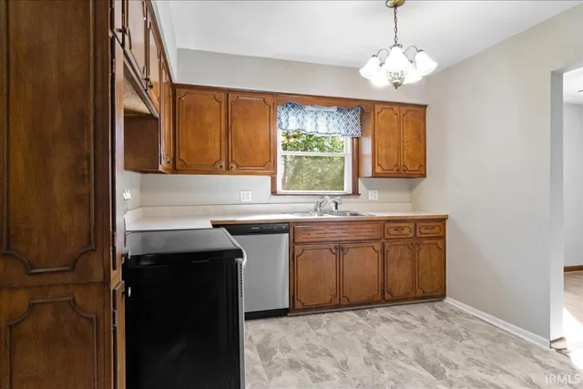 $167,500 | 707 Wessel Lane, Evansville, IN 47712