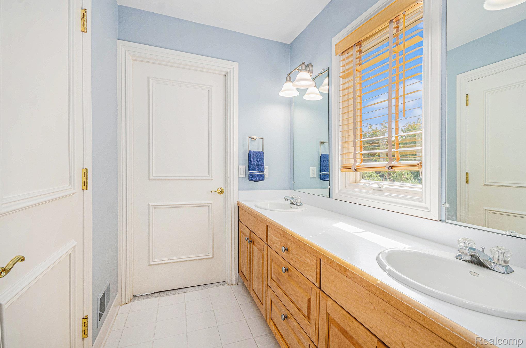 4831 Goodison Pl Drive Rochester, MI 48306 - Photo 30 of 36 031_dsc_2451_467.jpg