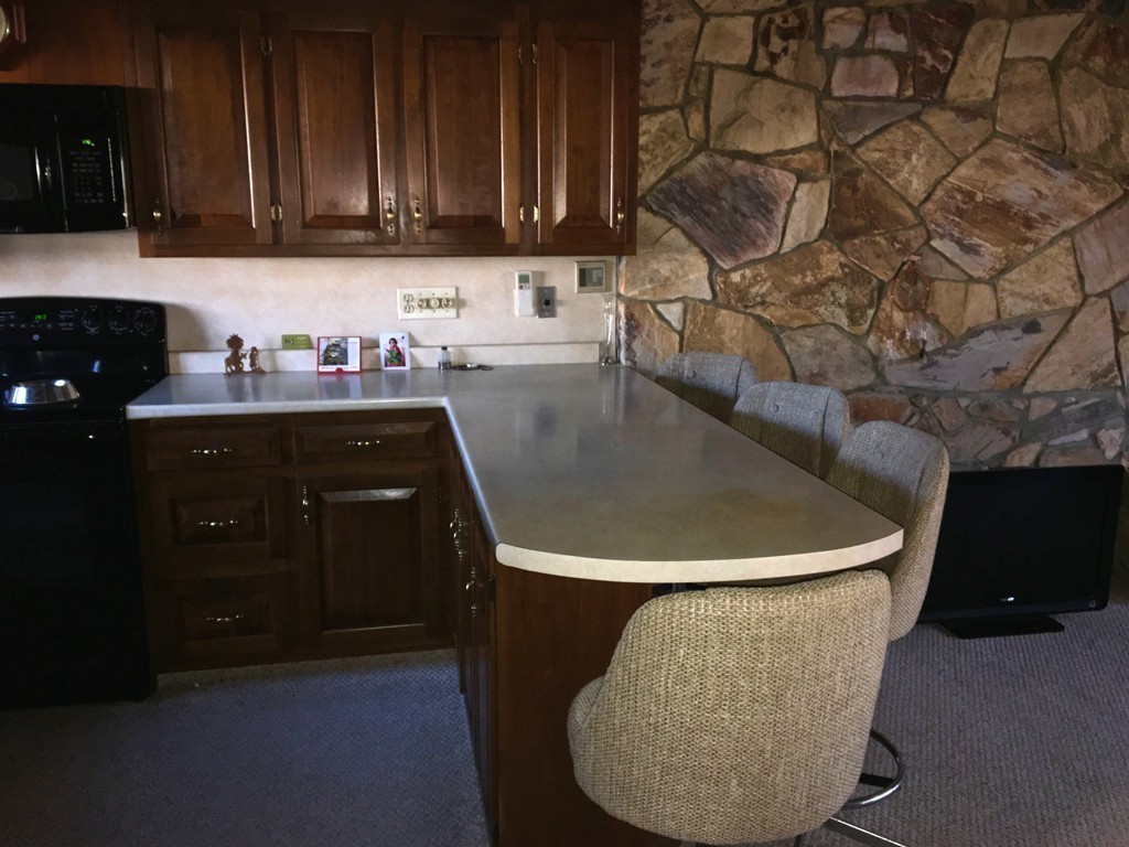 146 Burroughs Road Braintree, MA 02184 - Photo 7 of 21