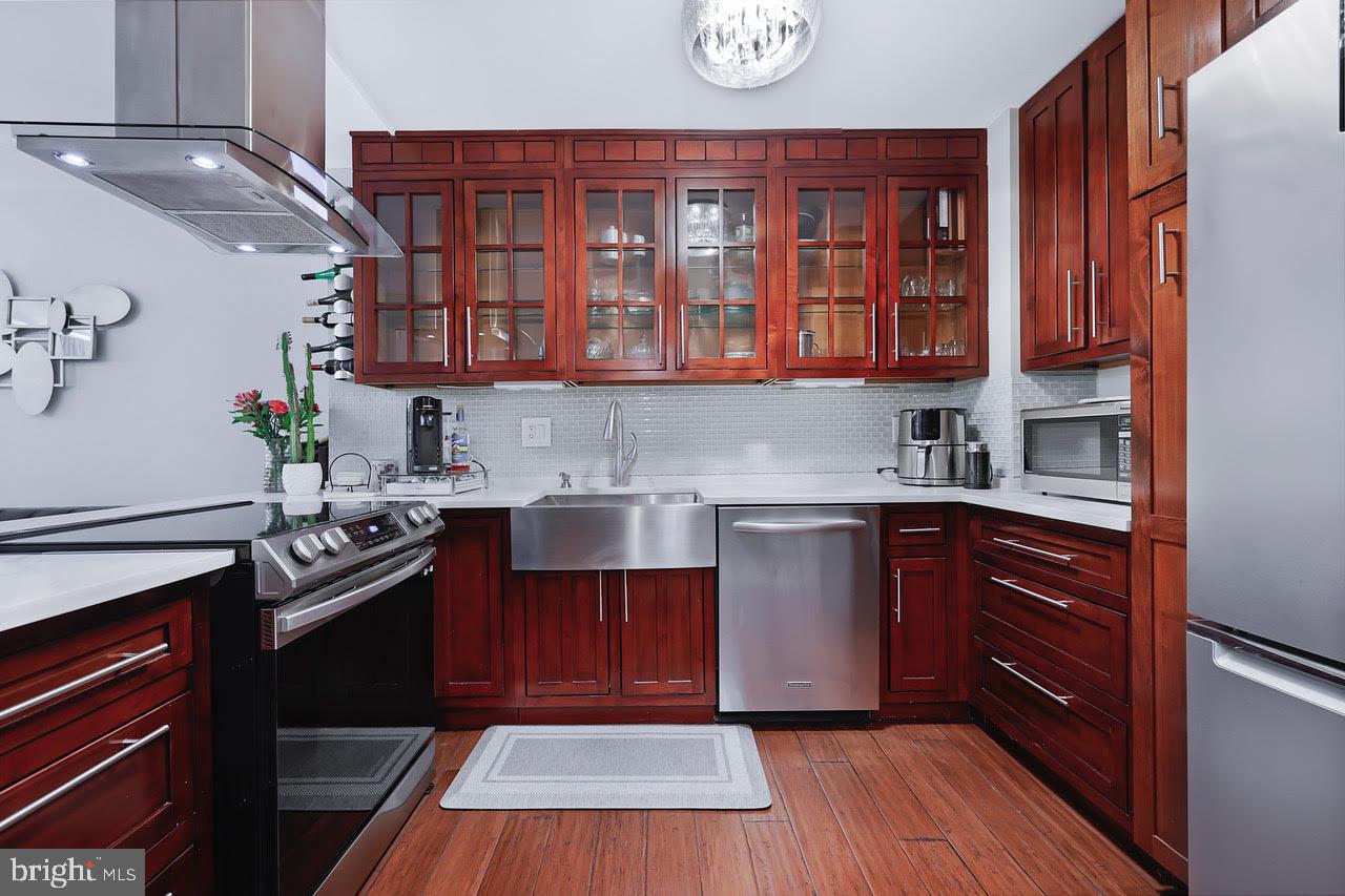 1718 P Street Northwest, Unit 617 Washington, DC 20036 - Photo 3 of 17