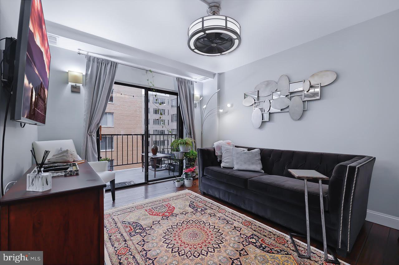 1718 P Street Northwest, Unit 617 Washington, DC 20036 - Photo 7 of 17