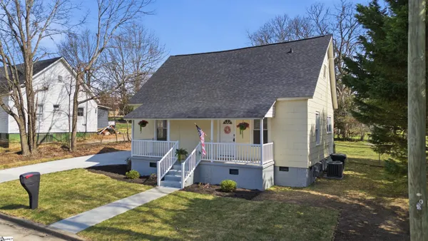 $199,000 | 10 Bobo Street, Greer, SC 29650