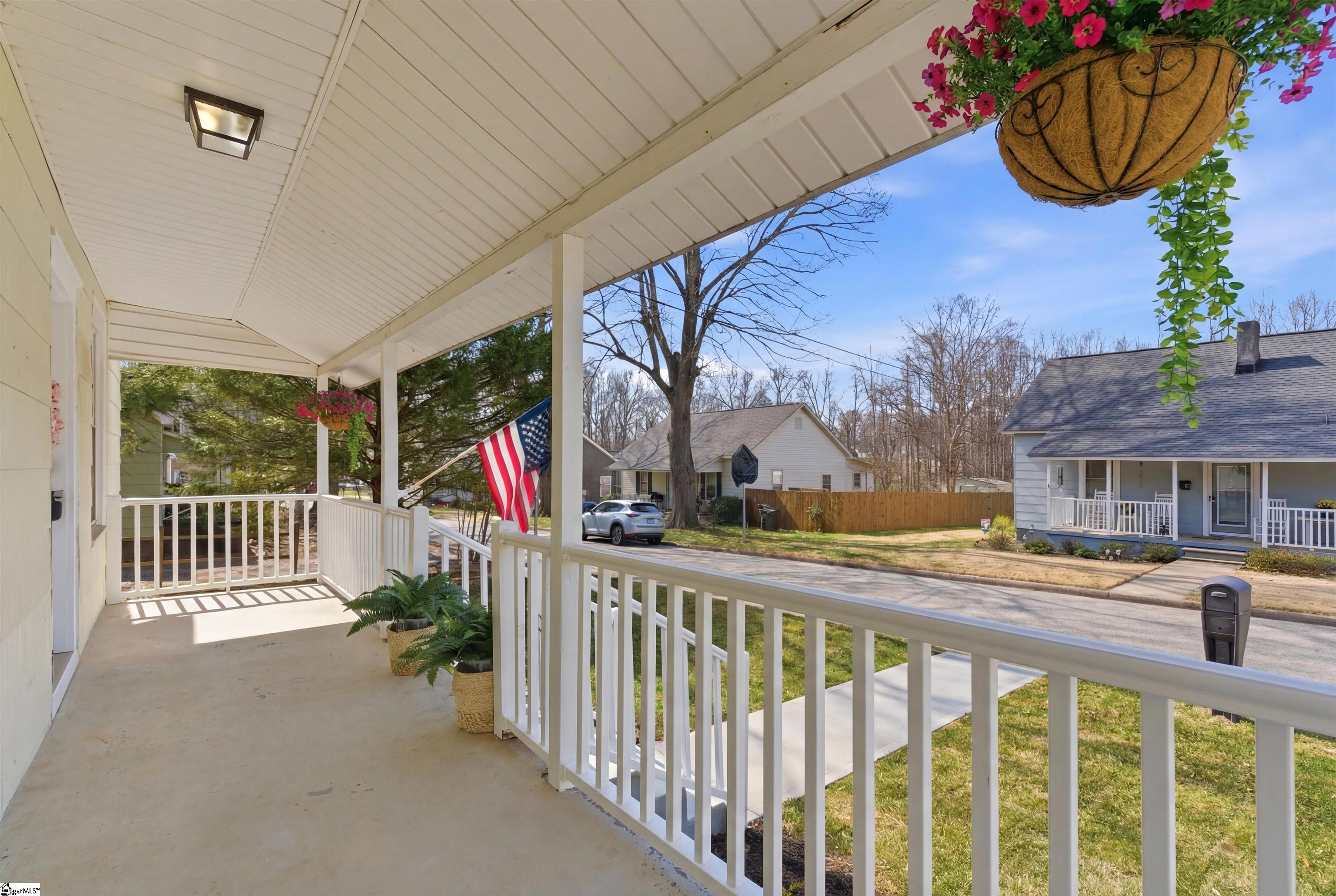 10 Bobo Street Greer, SC 29650 - Photo 2 of 19