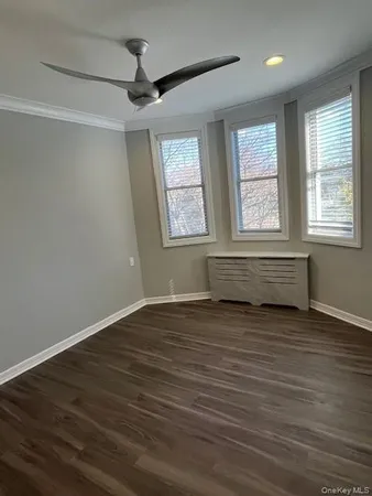 $459,000 | 257 Cedarhurst Avenue, Unit A10, Cedarhurst, NY 11516