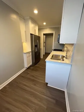 $459,000 | 257 Cedarhurst Avenue, Unit A10, Cedarhurst, NY 11516