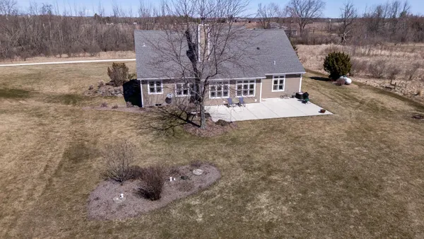 $689,900 | 631 Cedar Avenue, Cedar Grove, WI 53013