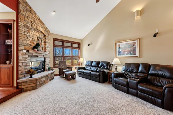 $689,900 | 631 Cedar Avenue, Cedar Grove, WI 53013