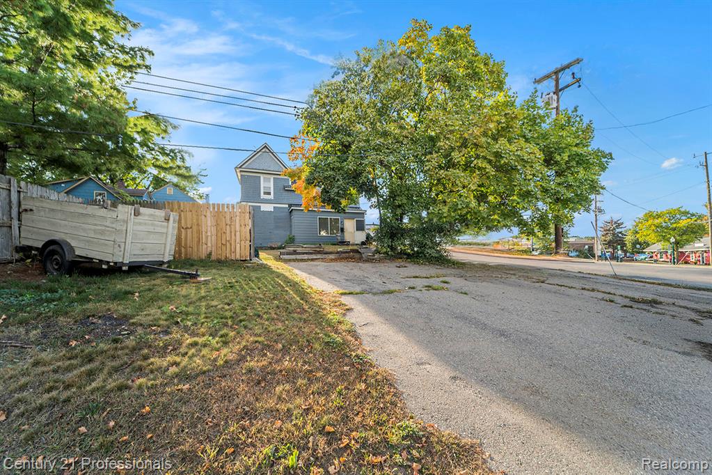 428 East Street Rochester, MI 48307 - Photo 27 of 30