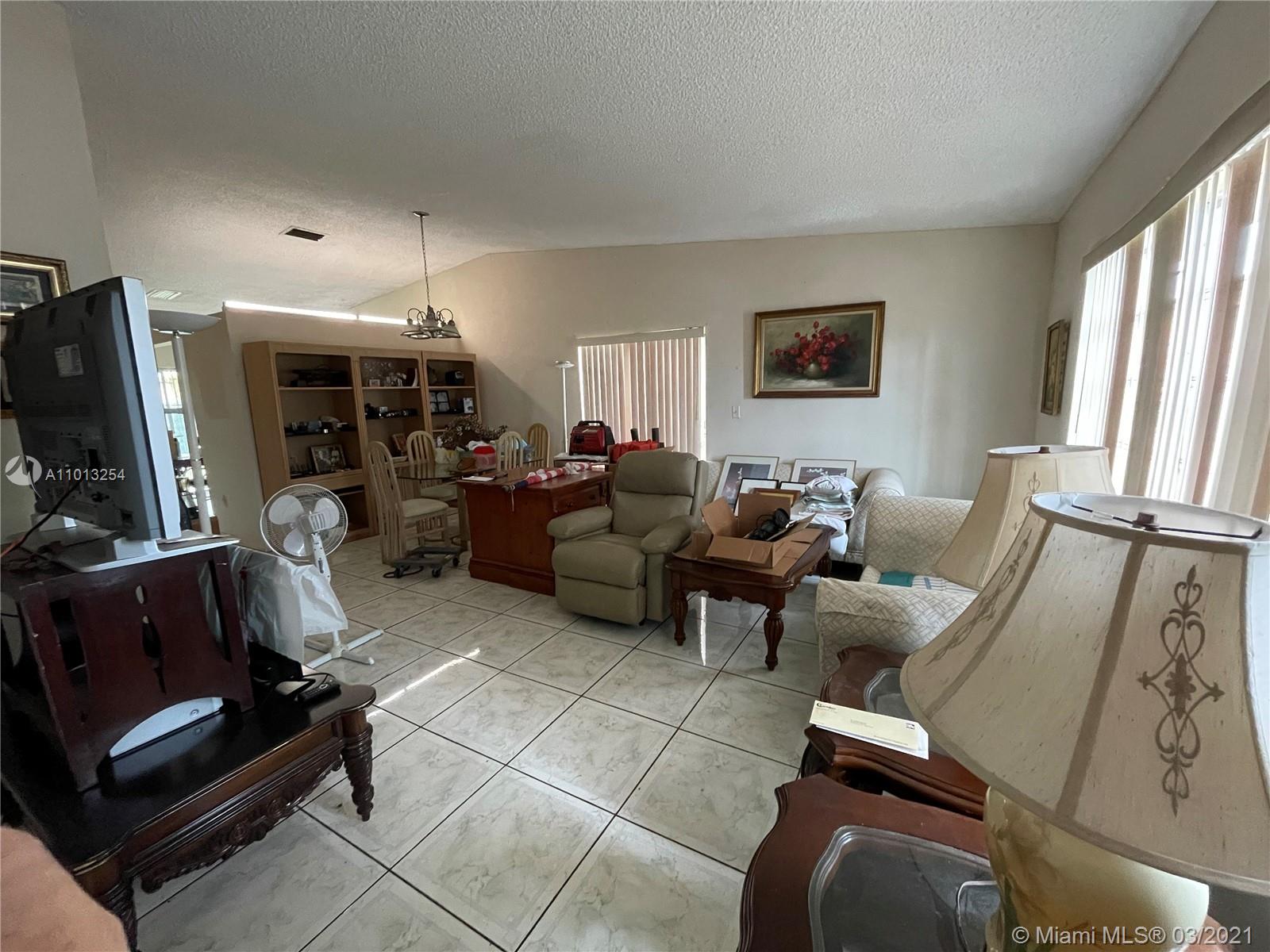 16250 Southwest 305th Street Homestead, FL 33033 - Photo 3 of 10