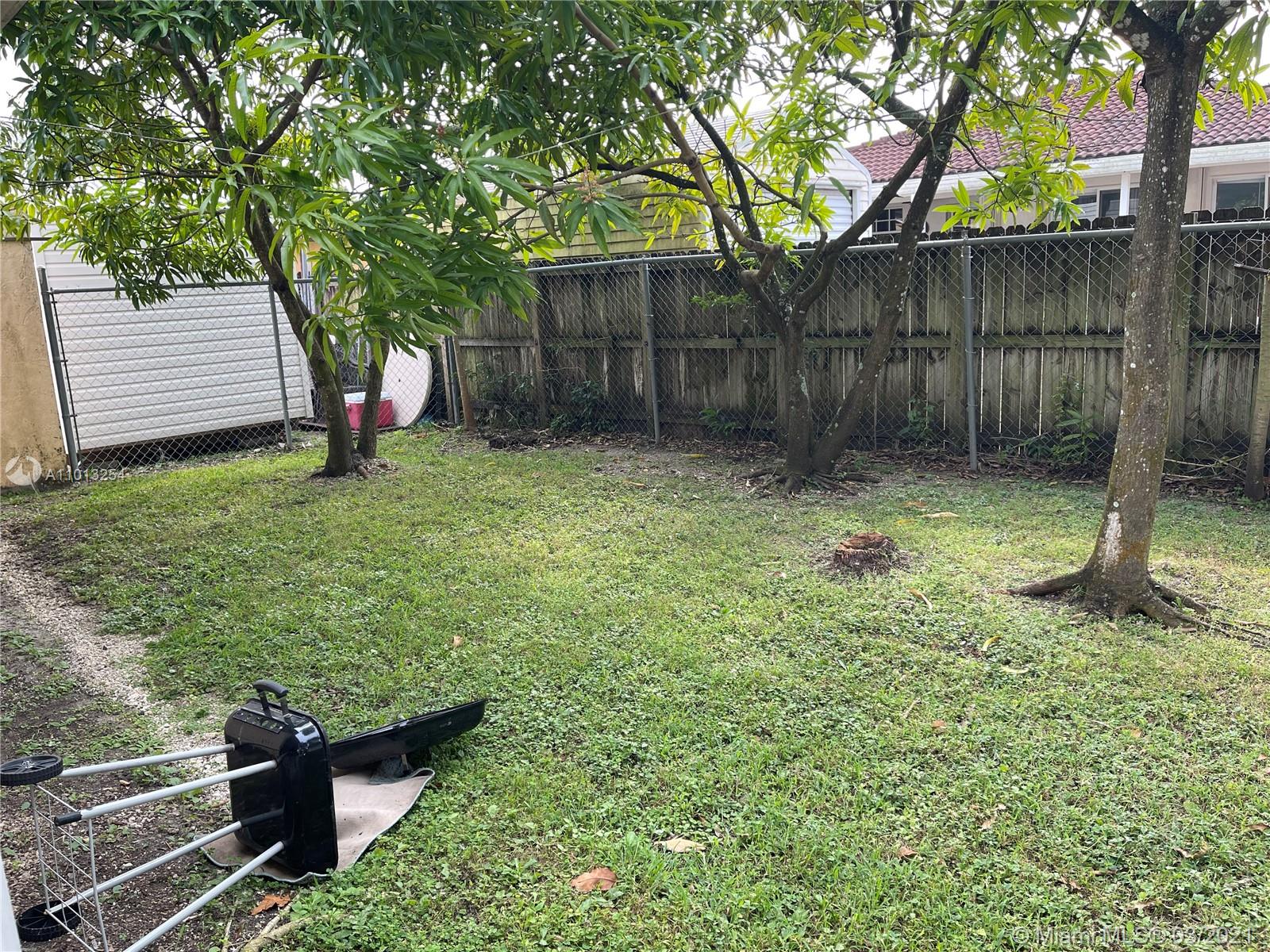 16250 Southwest 305th Street Homestead, FL 33033 - Photo 9 of 10