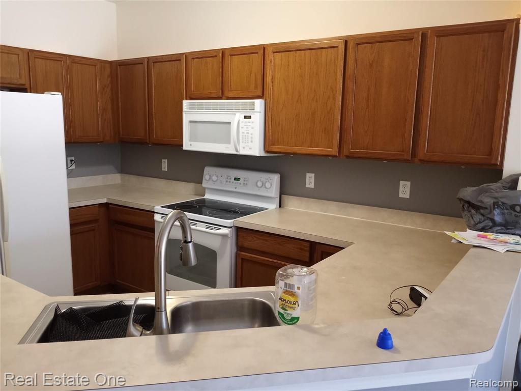 43288 Pendleton Circle Sterling Heights, MI 48313 - Photo 30 of 35