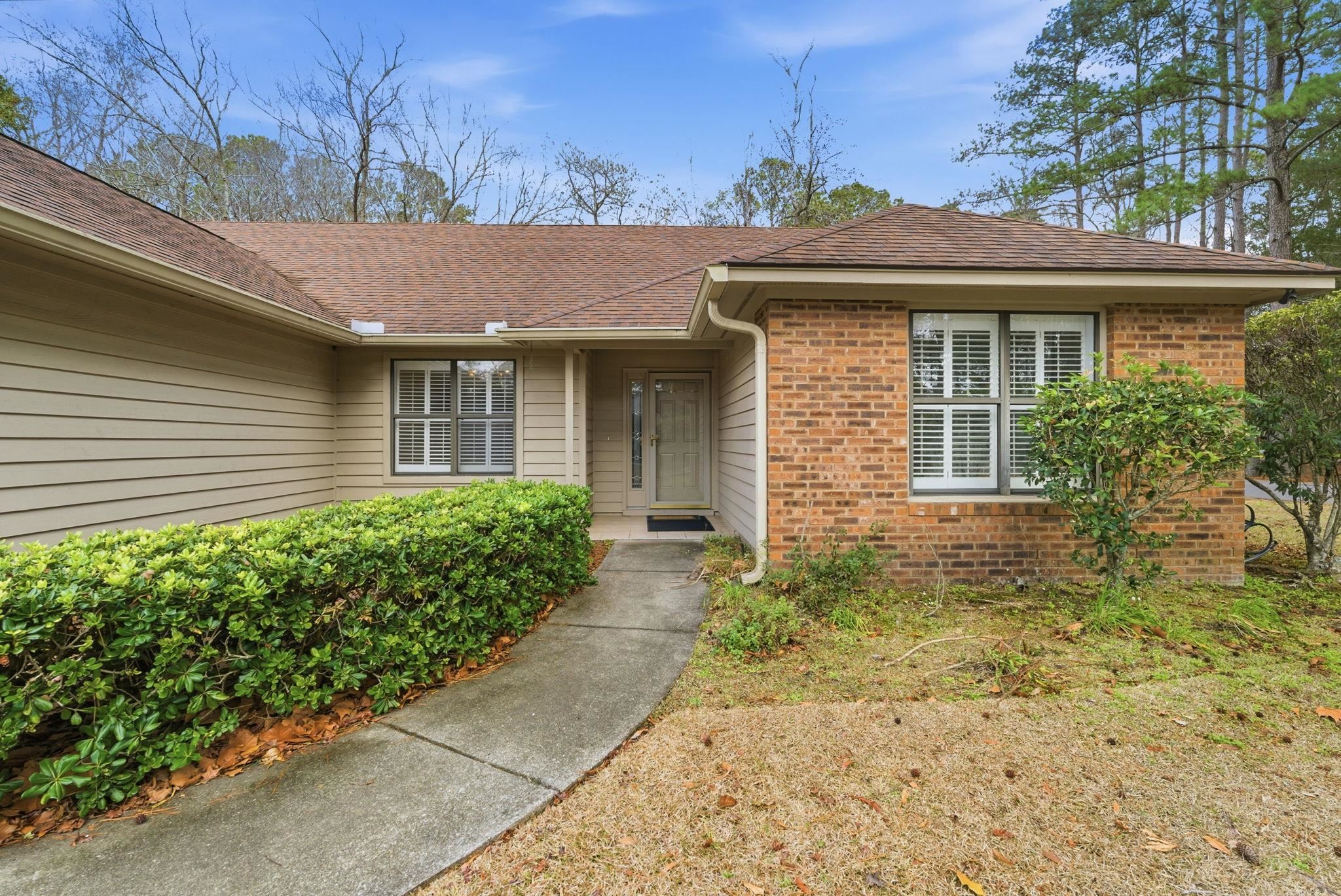 101 Hickory Drive Conway, SC 29526 - Photo 3 of 38